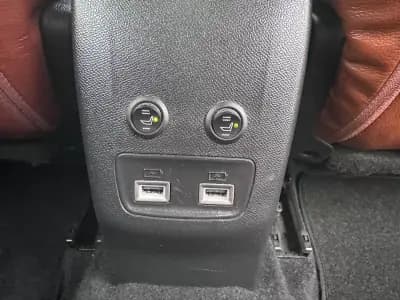 Vendo Peugeot 2008 2021 - 16900 EUR, 130000 km - AUTO.MOTO.pt