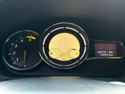 Vendo Renault Mégane 2009 - 5250 EUR, 266113 km - AUTO.MOTO.pt