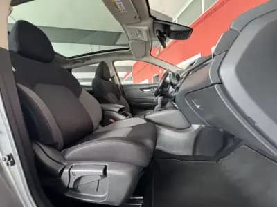 Vendo Nissan Qashqai 2020 - 23500 EUR, 99546 km - AUTO.MOTO.pt