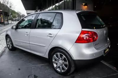 Vendo Volkswagen Golf 2003 - 4900 EUR, 208740 km - AUTO.MOTO.pt