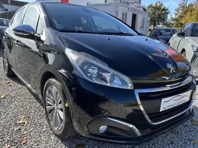 Vendo Peugeot 208 2016 - 9500 EUR, 133450 km - AUTO.MOTO.pt