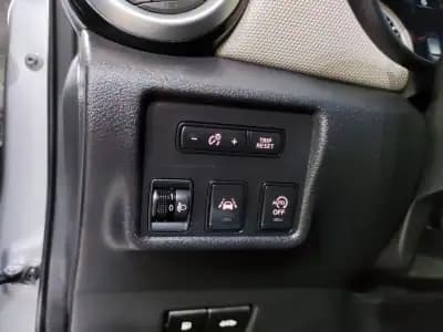 Vendo Nissan Micra 2018 - 11490 EUR, 70000 km - AUTO.MOTO.pt