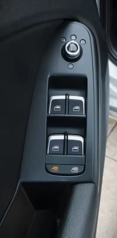 Sell Audi A4 Allroad 2014 - 17990 EUR, 222150 km - AUTO.MOTO.pt