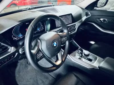 Vendo BMW 330 2020 - 32990 EUR, 101671 km - AUTO.MOTO.pt