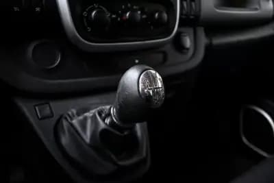 Vendo Renault Trafic 1.6 dCi com IVA Dedutível 2014 - 14990 EUR, 265474 km - AUTO.MOTO.pt