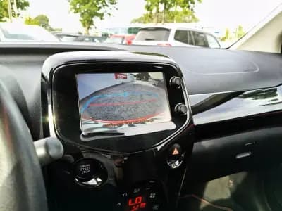 Sell Peugeot 108 2017 - 9600 EUR, 46200 km - AUTO.MOTO.pt