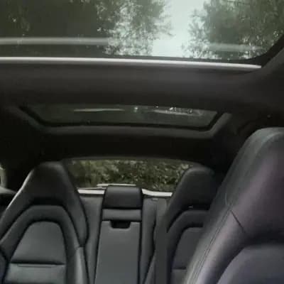 Sell Porsche Panamera Sport Turismo 2019 - 69990 EUR, 210000 km - AUTO.MOTO.pt