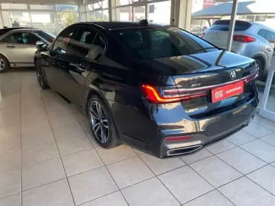 Vendo BMW 740 2021 - 66900 EUR, 56181 km - AUTO.MOTO.pt