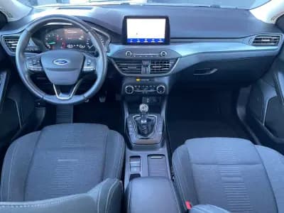 Sell Ford Focus 2020 - 17750 EUR, 84000 km - AUTO.MOTO.pt