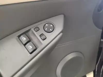 Vendo BMW 645 2004 - 23900 EUR, 87460 km - AUTO.MOTO.pt