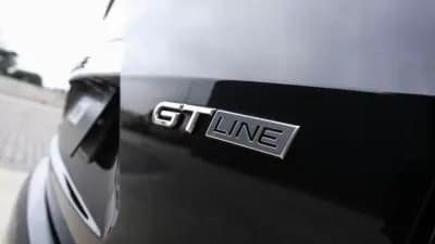 Sell Renault Mégane Sport Tourer 2019 - 16300 EUR, 123000 km - AUTO.MOTO.pt