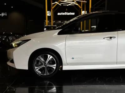 Sell Nissan Leaf 2020 - 15990 EUR, 53800 km - AUTO.MOTO.pt