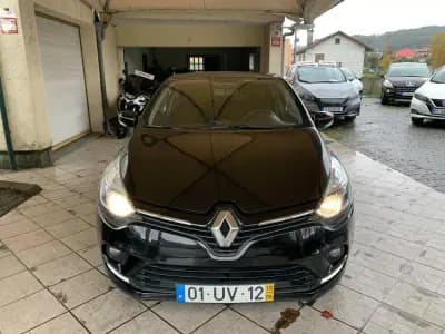 Sell Renault Clio 2018 - 11950 EUR, 83388 km - AUTO.MOTO.pt