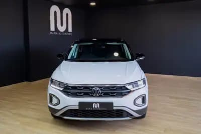 Vendo Volkswagen T-Roc 2023 - 21990 EUR, 70000 km - AUTO.MOTO.pt