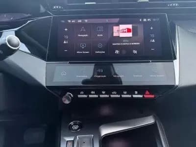 Vendo Peugeot 308 2022 - 21999 EUR, 128000 km - AUTO.MOTO.pt