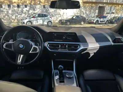 Vendo BMW 330 2019 - 30000 EUR, 210000 km - AUTO.MOTO.pt
