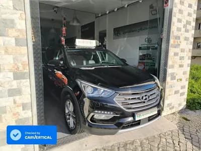 Vendo Hyundai Santa Fe 2016 - 21950 EUR, 149998 km - AUTO.MOTO.pt