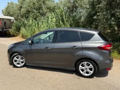 Vendo Ford C-Max 2016 - 12995 EUR, 185000 km - AUTO.MOTO.pt