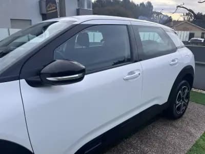 Sell Citroën C4 Cactus 2020 - 14000 EUR, 150000 km - AUTO.MOTO.pt