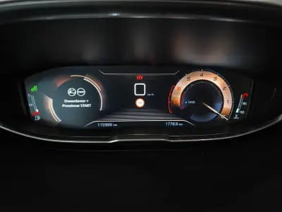 Vendo Peugeot 3008 2016 - 17450 EUR, 116000 km - AUTO.MOTO.pt