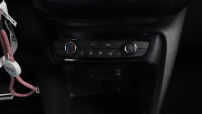 Sell Opel Corsa 2025 - 19900 EUR, 25000 km - AUTO.MOTO.pt