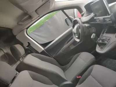 Sell Peugeot Partner 1.5 HDI 3L 2020 - 10999 EUR, 100000 km - AUTO.MOTO.pt