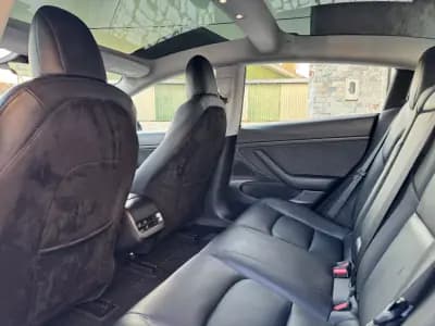 Vendo Tesla Model 3 2021 - 26500 EUR, 105000 km - AUTO.MOTO.pt