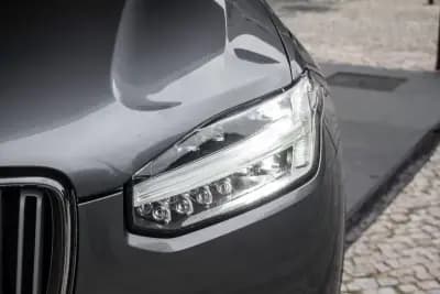 Sell Volvo XC 90 2016 - 24990 EUR, 206775 km - AUTO.MOTO.pt