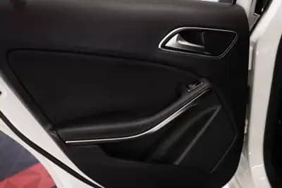 Vendo Mercedes-Benz A 200 2016 - 20950 EUR, 153146 km - AUTO.MOTO.pt