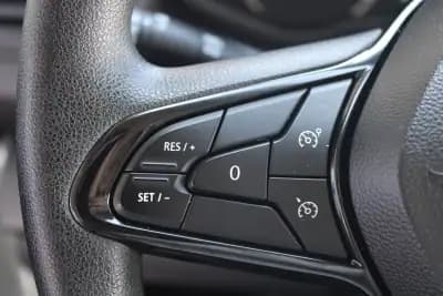 Vendo Renault Trafic 2022 - 16990 EUR, 222000 km - AUTO.MOTO.pt