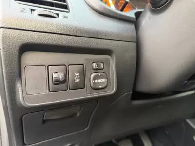 Sell Toyota Corolla 2008 - 9200 EUR, 231063 km - AUTO.MOTO.pt