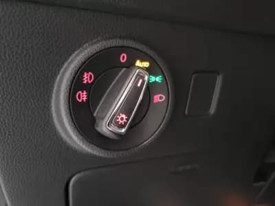 Sell SEAT Ateca 2018 - 18000 EUR, 100830 km - AUTO.MOTO.pt