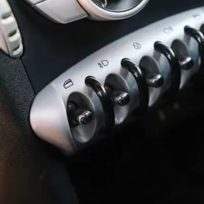 Vendo MINI 2009 - 8999 EUR, 162000 km - AUTO.MOTO.pt