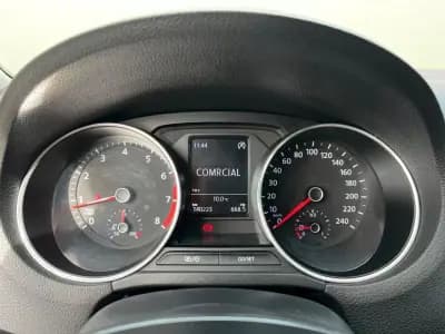 Vendo Volkswagen Polo 2015 - 8750 EUR, 140000 km - AUTO.MOTO.pt