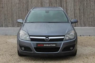 Sell Opel Astra Caravan 2007 - 5500 EUR, 142500 km - AUTO.MOTO.pt