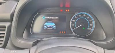 Vendo Nissan Leaf 2021 - 12000 EUR, 131000 km - AUTO.MOTO.pt