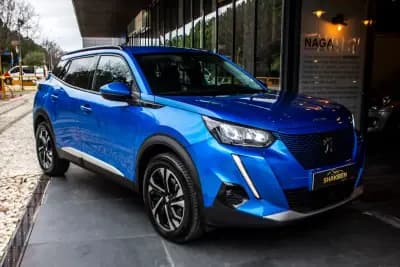 Vendo Peugeot e-2008 2021 - 20850 EUR, 59500 km - AUTO.MOTO.pt