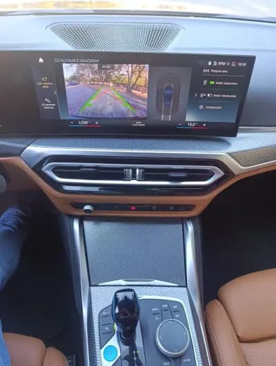 Vendo BMW i4 2023 - 49900 EUR, 56000 km - AUTO.MOTO.pt