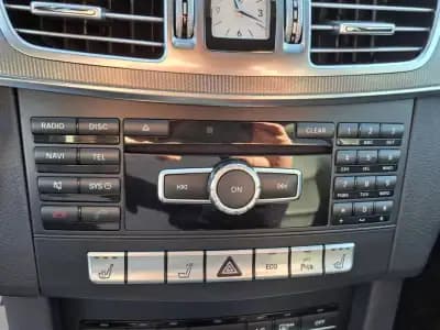 Sell Mercedes-Benz E 220 2014 - 18900 EUR, 213445 km - AUTO.MOTO.pt