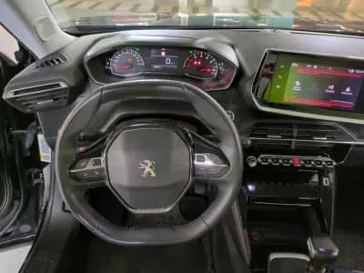Sell Peugeot 2008 2021 - 23950 EUR, 60357 km - AUTO.MOTO.pt