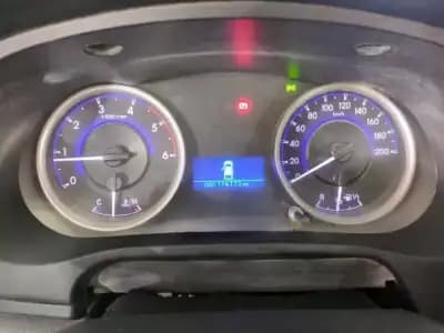 Sell Toyota Hilux 2017 - 29999 EUR, 100000 km - AUTO.MOTO.pt