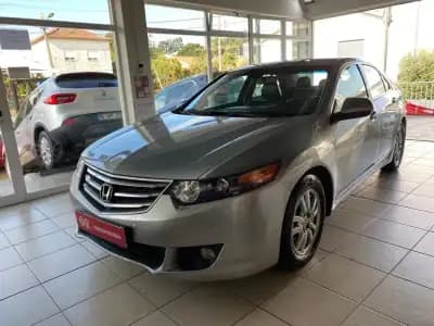 Vendo Honda Accord 2009 - 9250 EUR, 266508 km - AUTO.MOTO.pt