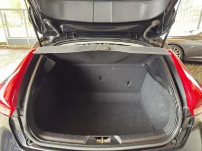 Sell Volvo V40 2014 - 10950 EUR, 203325 km - AUTO.MOTO.pt