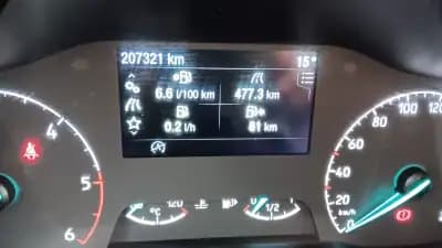 Vendo Ford Transit Connect 2018 - 12300 EUR, 207321 km - AUTO.MOTO.pt