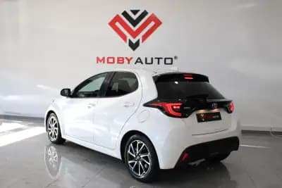 Sell Toyota Yaris 2021 - 19250 EUR, 100929 km - AUTO.MOTO.pt