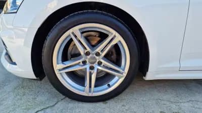 Vendo Audi A5 Sportback 2018 - 30999 EUR, 147920 km - AUTO.MOTO.pt