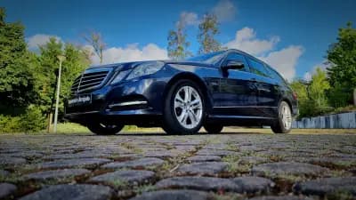 Sell Mercedes-Benz E 220 2010 - 17450 EUR, 226000 km - AUTO.MOTO.pt