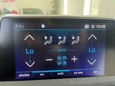 Vendo Peugeot 5008 2017 - 22500 EUR, 161123 km - AUTO.MOTO.pt