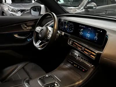 Vendo Mercedes-Benz EQC 2023 - 44990 EUR, 60200 km - AUTO.MOTO.pt