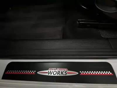 Vendo MINI Countryman 2014 - 18800 EUR, 158000 km - AUTO.MOTO.pt